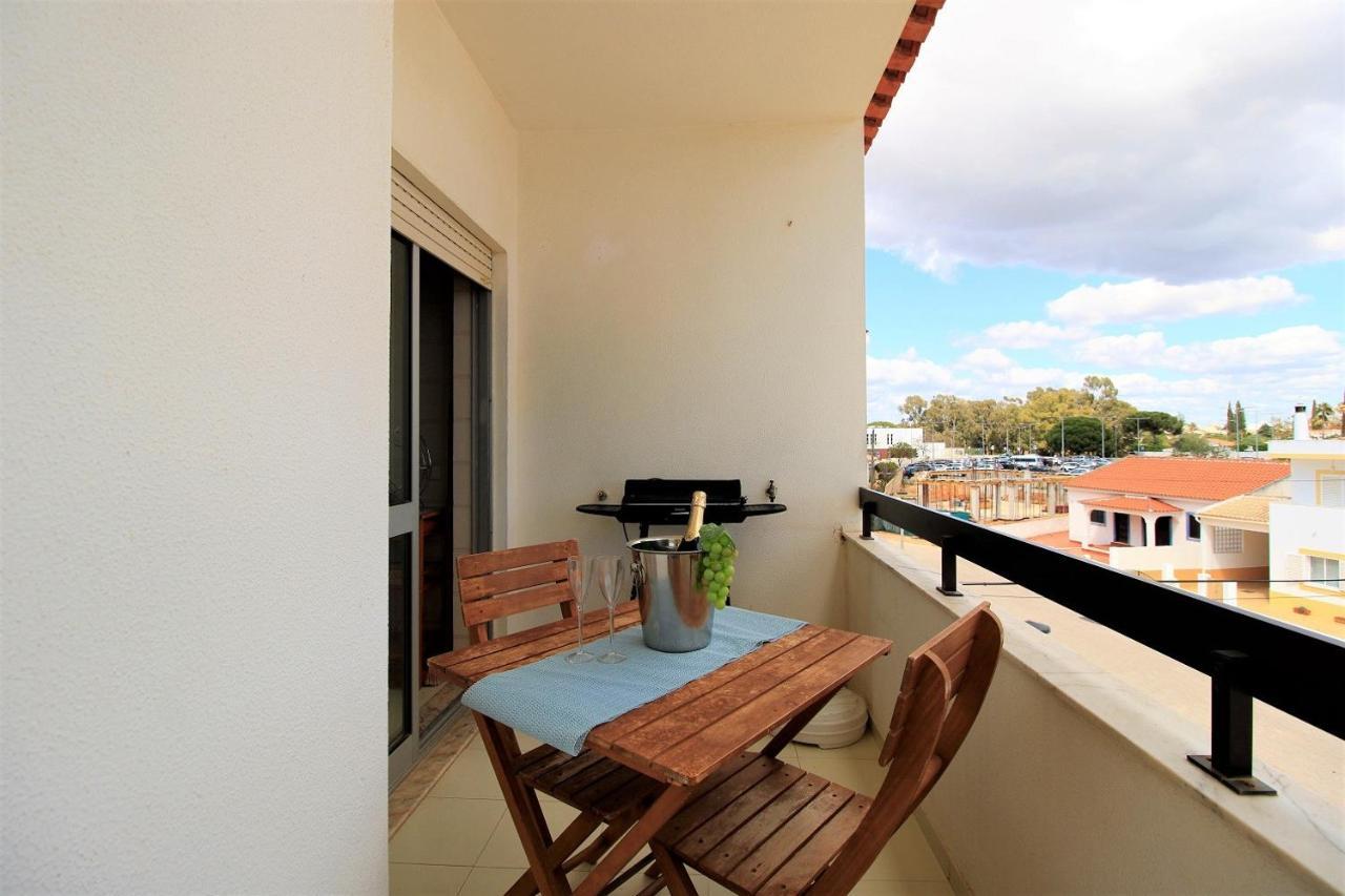 Appartement Portimao Classic With Pool By Homing à Alvor Extérieur photo