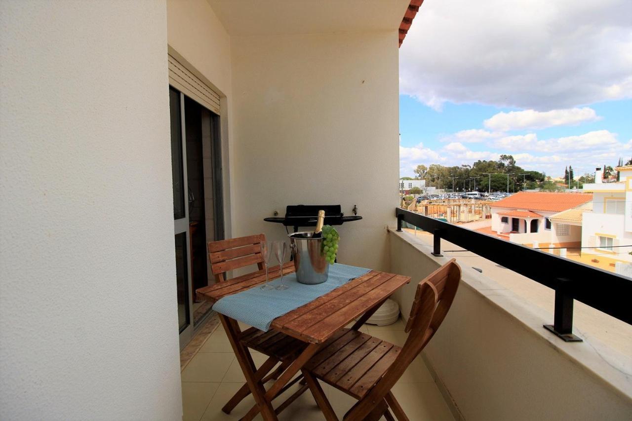 Appartement Portimao Classic With Pool By Homing à Alvor Extérieur photo