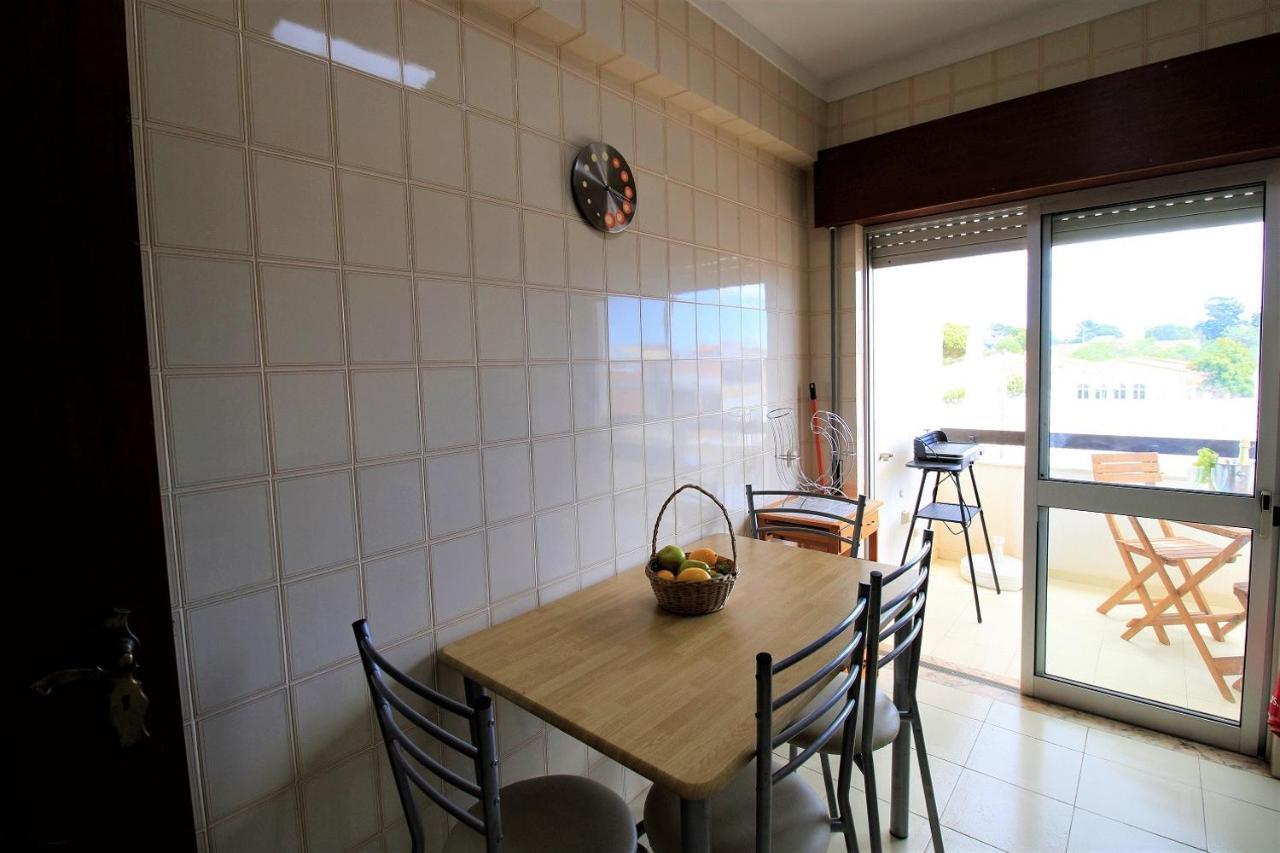 Appartement Portimao Classic With Pool By Homing à Alvor Extérieur photo