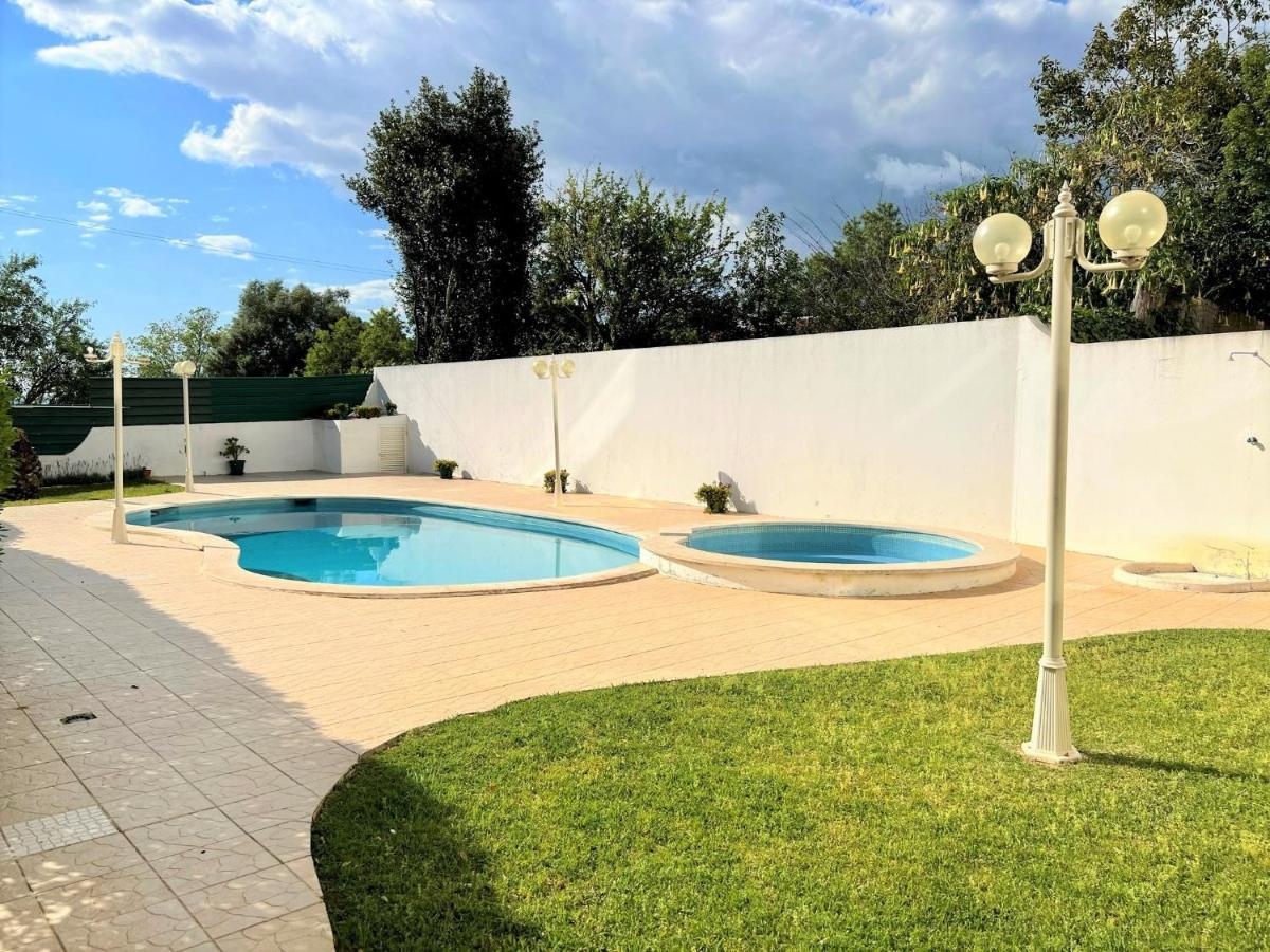 Appartement Portimao Classic With Pool By Homing à Alvor Extérieur photo